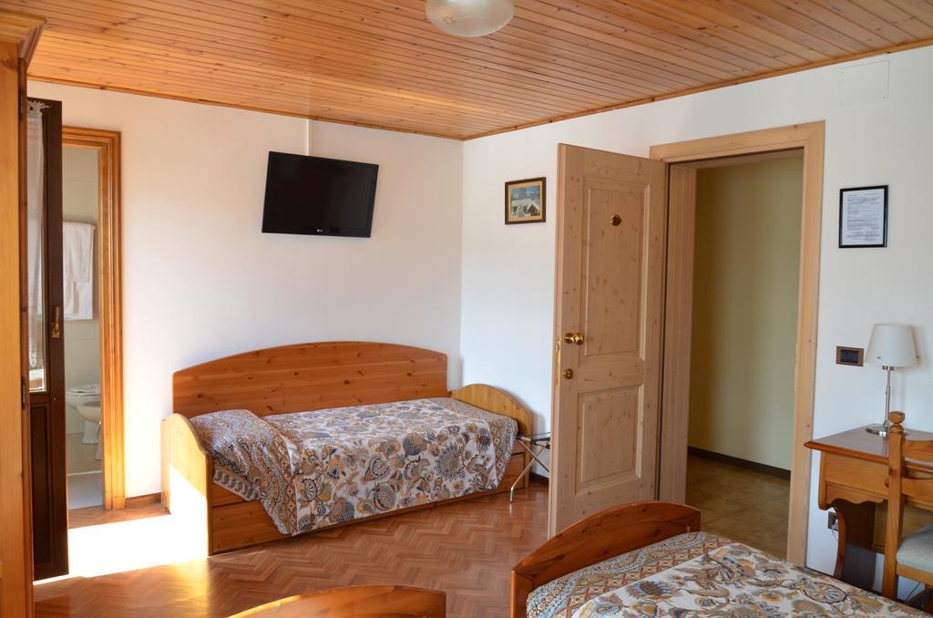 Albergo Cavallino Pieve di Cadore Rom bilde